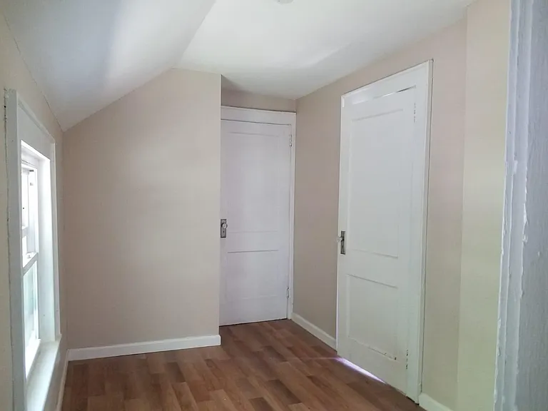 1 Bush Rd — Photo 9