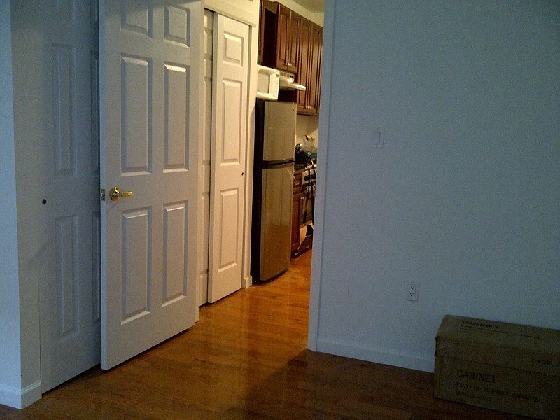 1st image of 176 Thompson St APT 1B