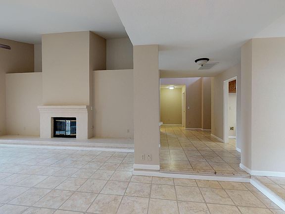 5th image of 835 Villa Vista Ct