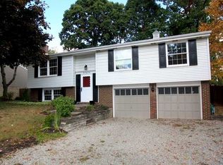 645 Blue Ridge Rd, Pittsburgh, PA 15239