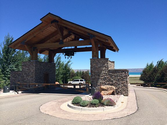 5th image of 2 Summit Cir