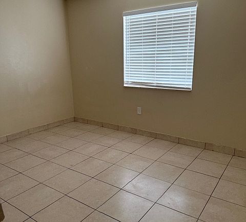 5th image of 3833 Janeen Cir #3833