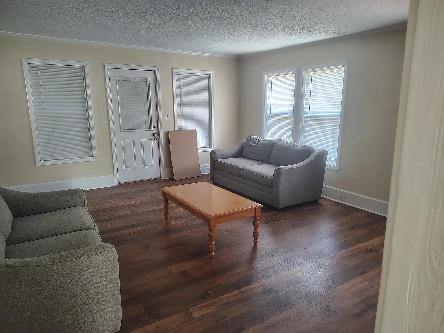 2 bed, 1472 sqft, $1,400 — Photo 4