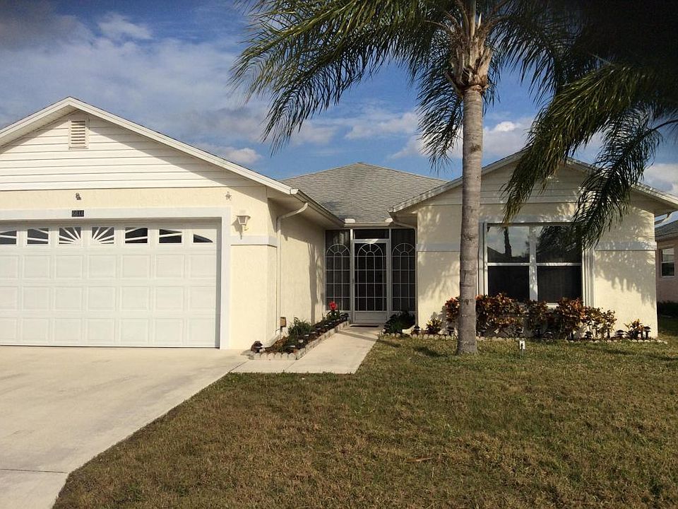 Home For Sale In Spanish Lakes Contry Club