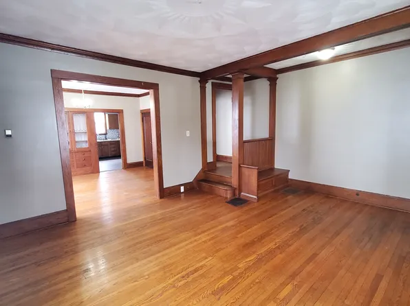 10-12 Lyon Pl, Utica, NY 13502