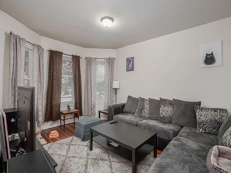 47 Saint Margaret St #1 — Photo 3