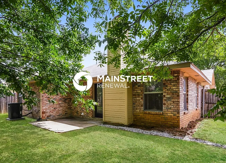 2951 Seguin Trl — Photo 16