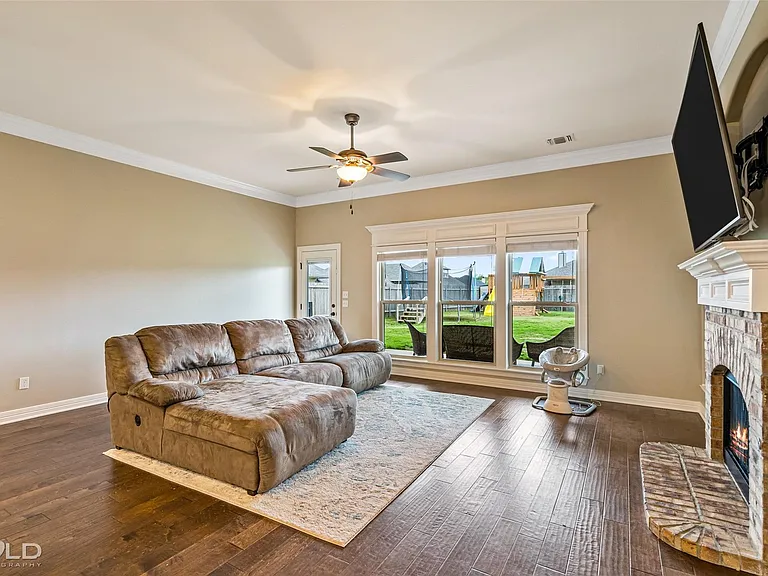 2396 Tallgrass Cir — Photo 5