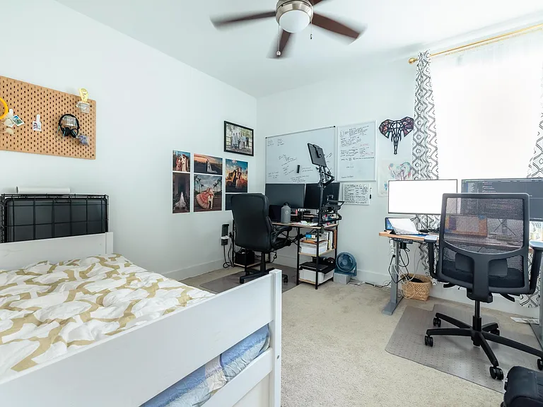 2501 Simond Ave #D — Photo 10
