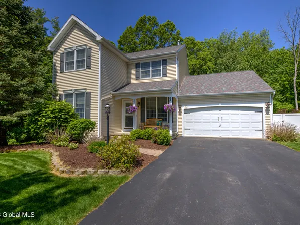 36 Lupine Drive, Malta, NY 12020