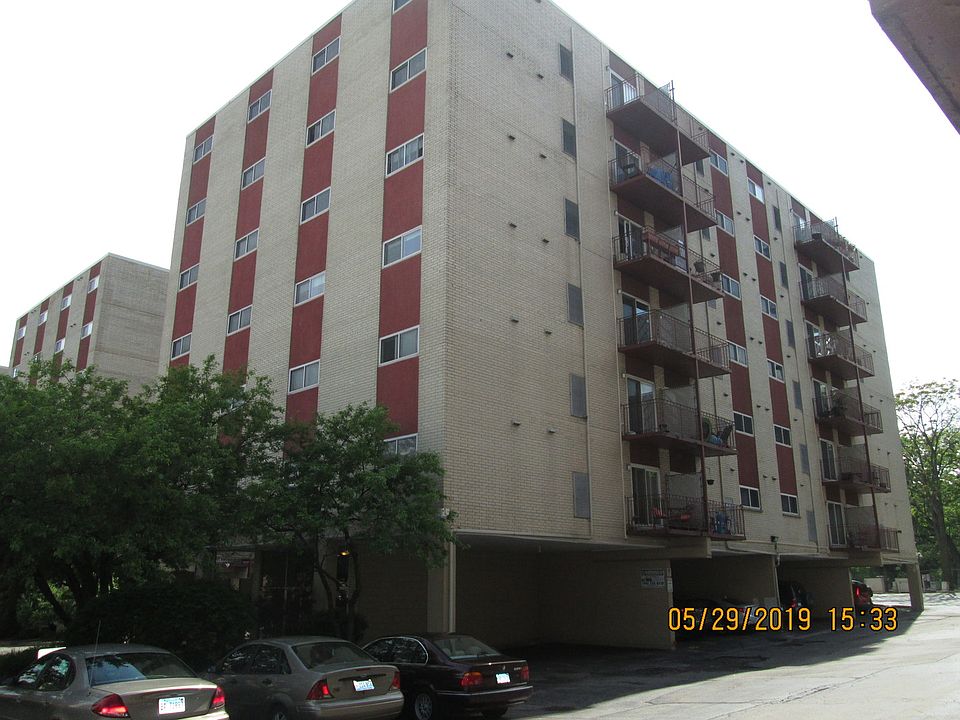 1st image of 1013 Des Plaines Ave #B307