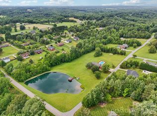 3381 Elaine Ave, Lincolnton, NC 28092
