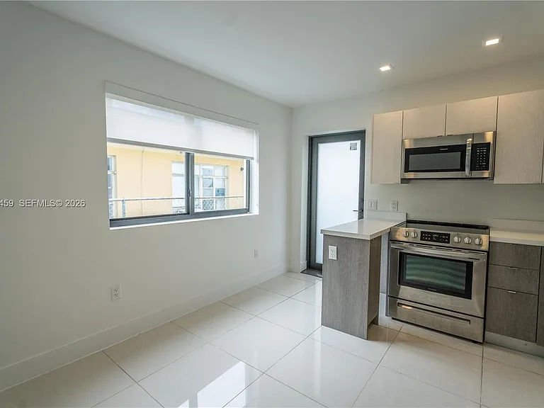 1971 Bay Dr #110 — Photo 5