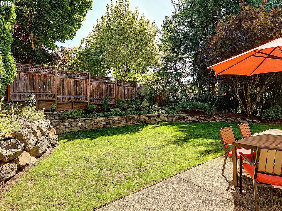 2nd image of 1334 NW Mayfield Rd