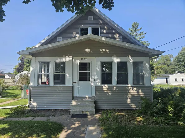 1222 Wallgate Ave, Waterloo, IA 50701