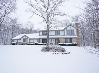 W315S1250 Glacier Pass, Delafield, WI 53018