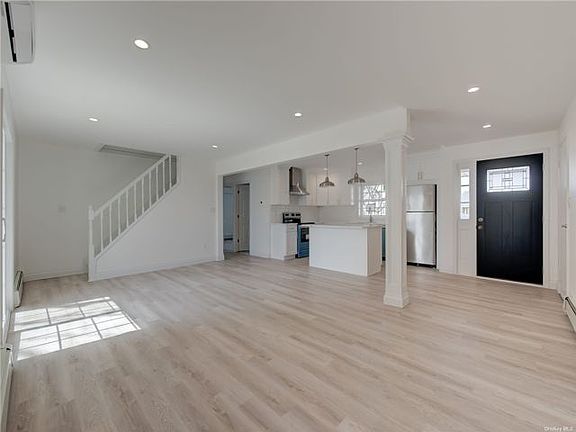 2nd image of 27 Walnut Ln