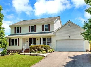7210 Lord Barton Dr, Fredericksburg, VA 22407