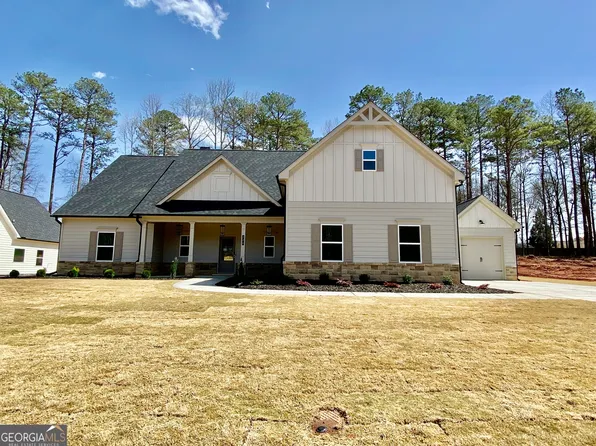 220 Meadows Dr, Bethlehem, GA 30620