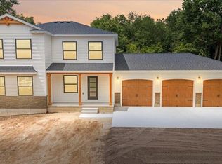 102 Mehl St, Leslie, MI 49251