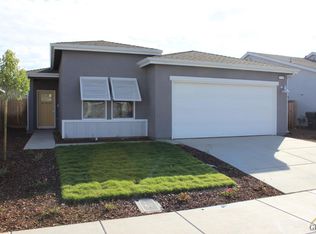 9705 Amberdale Way, Shafter, CA 93263