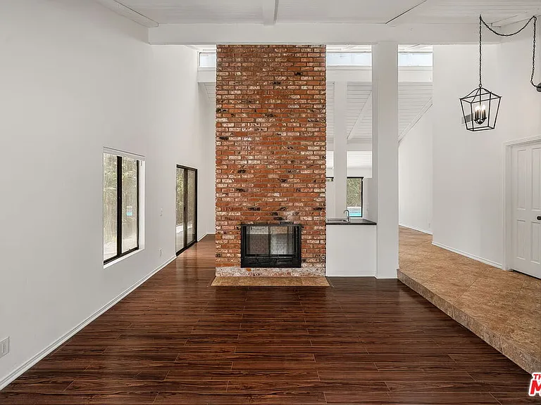 2952 Bottlebrush Dr — Photo 6