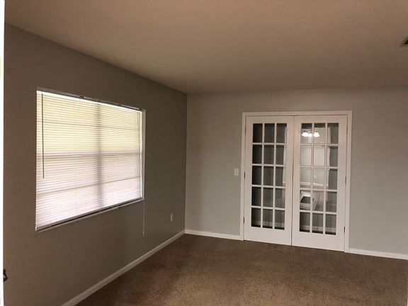 4th image of 145 SE Pueblo Way