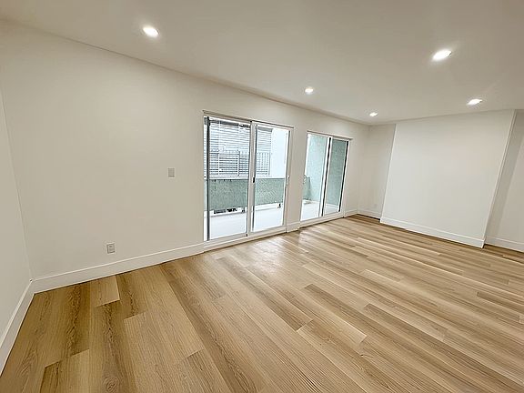 4th image of 605 San Vicente Blvd #987b99917