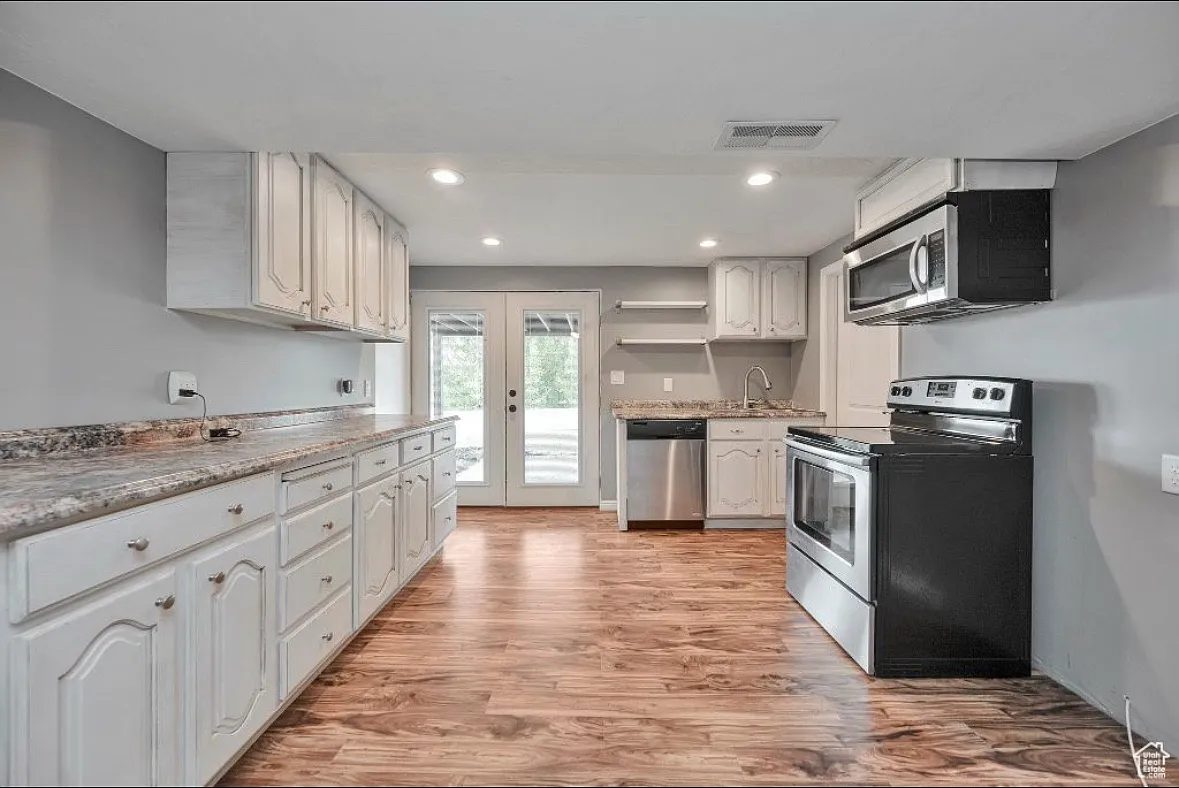 Building Photo - 9584 S 1210 E #BASEMENT