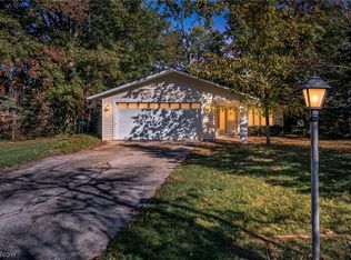 33866 Gail Dr, North Ridgeville, OH 44039