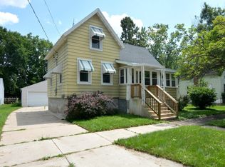 1109 Cherry St, Janesville, WI