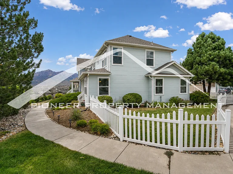 7604 Firehawk Ln — Photo 1