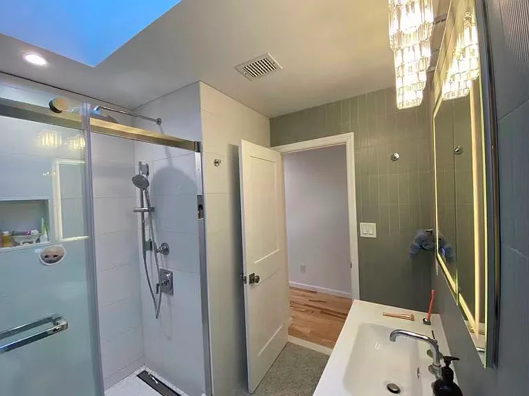 137 Foxwood Dr — Photo 13