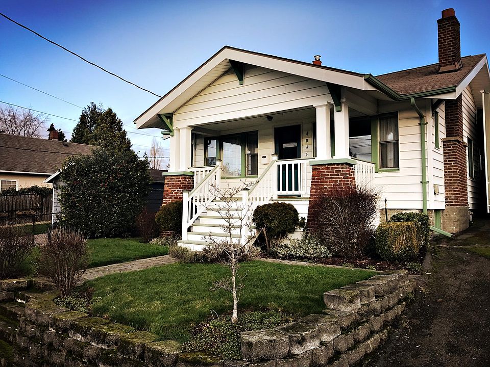 Front porch perfect for evening hangs as the sun goes down.