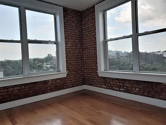 Rented by The Hamilton Group | media 1