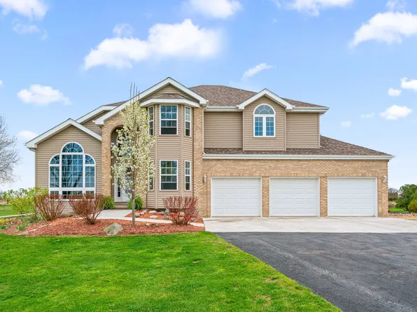 1758 N 44th Rd, Leland, IL 60531