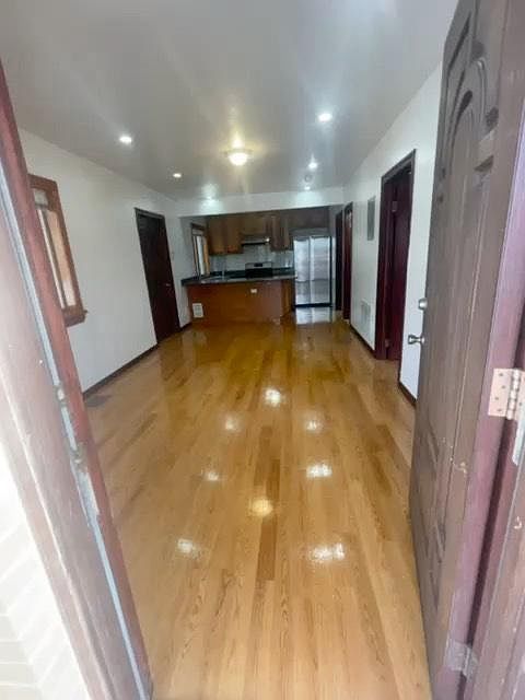 1st image of 18911 44th Ave Floor 1