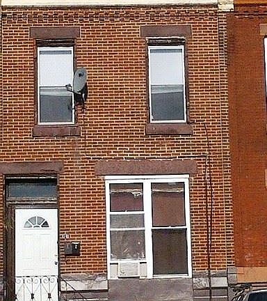 2nd image of 1741 W Passyunk Ave #3976771