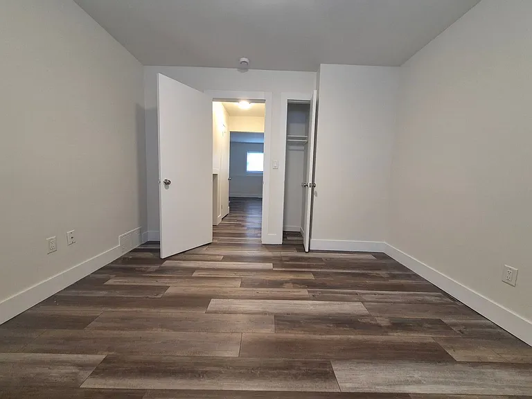 4220-4226 Wilson Ave SW — Photo 14