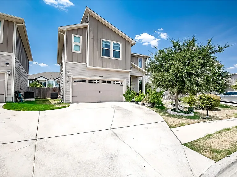 15912 Cadoz Dr — Photo 2