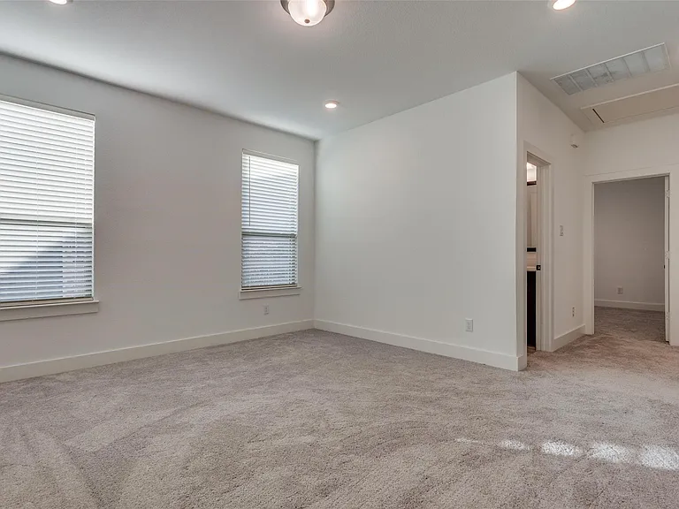 5411 Grand Ave — Photo 28