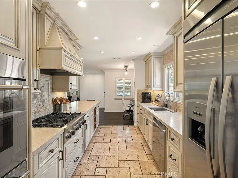 5330 Natick Ave — Photo 16