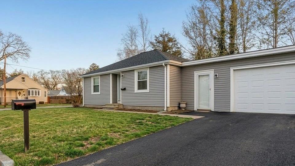 1st image of 6 Seneca St