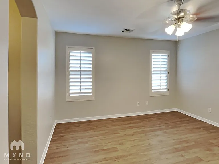 17524 W Mandalay Ln — Photo 13