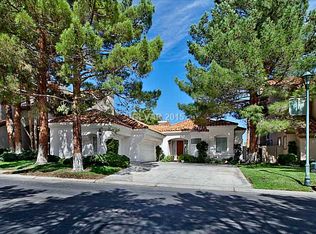 8924 S Rainbow Ridge Dr, Las Vegas, NV 89117