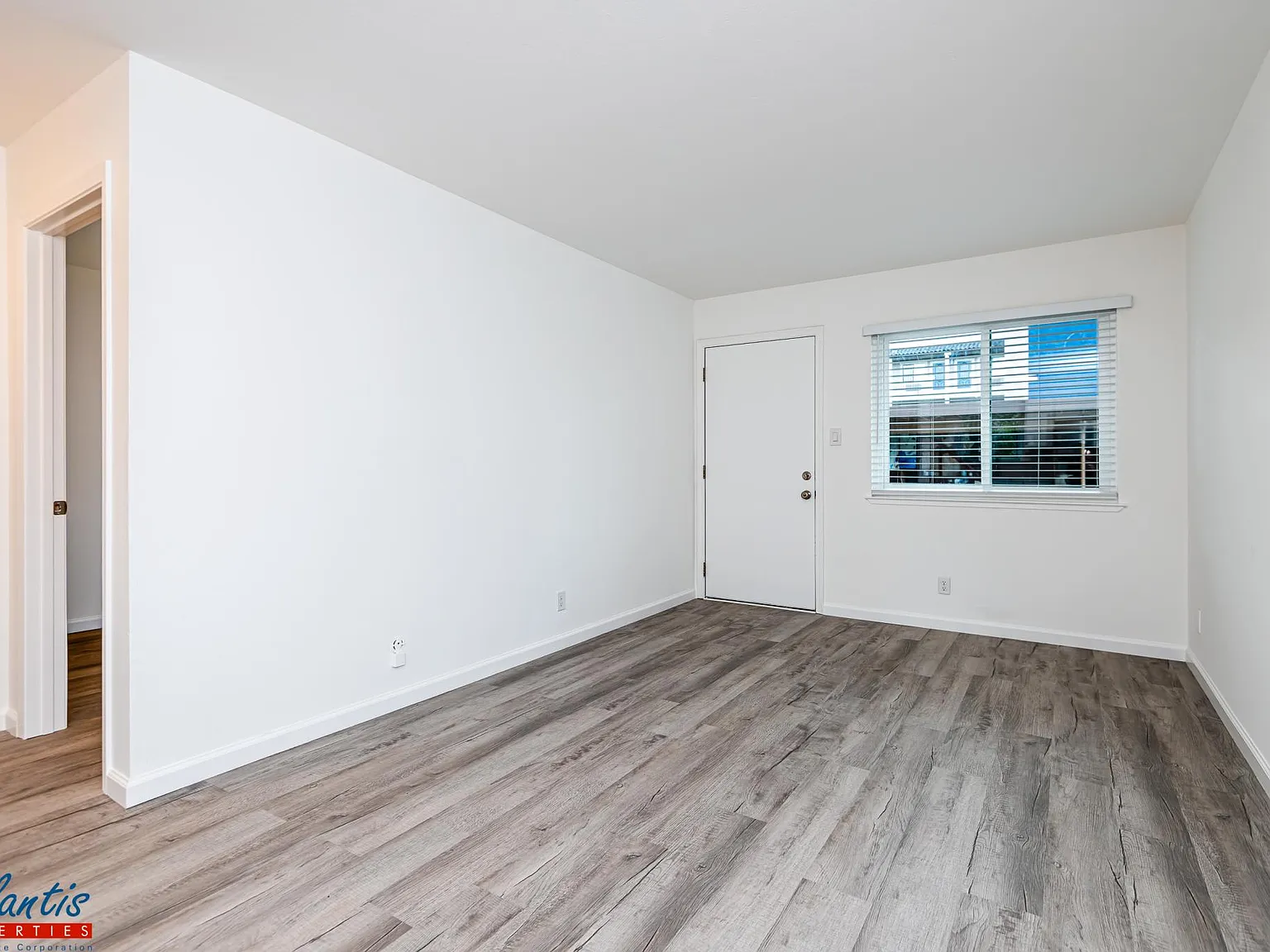 1 bed, 500 sqft, $2,295 — Photo 2