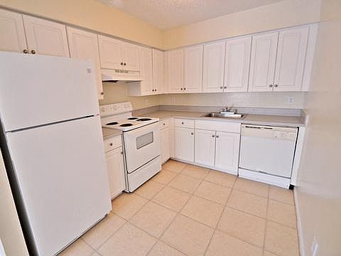5th image of 5206 E Sligh Ave APT A