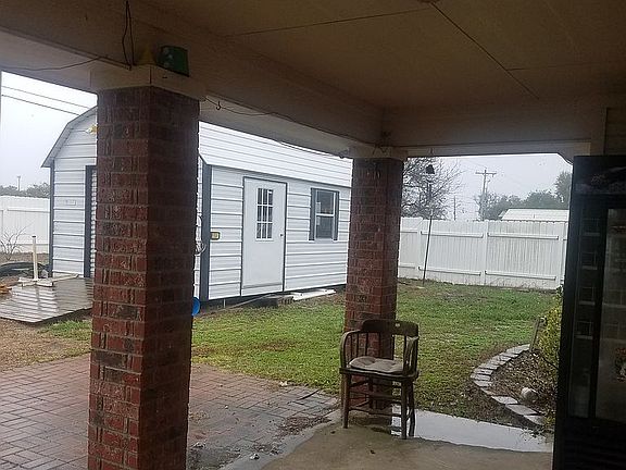 2nd image of 110 Stoneridge