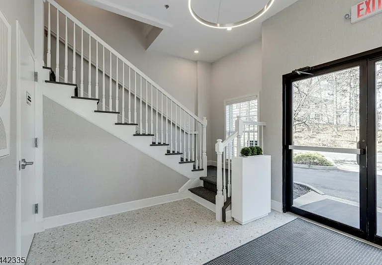 803 Springfield Ave #C — Photo 10