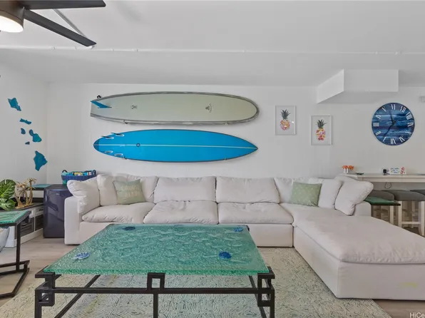 2987 Kalakaua Ave APT 304, Honolulu, HI 96815